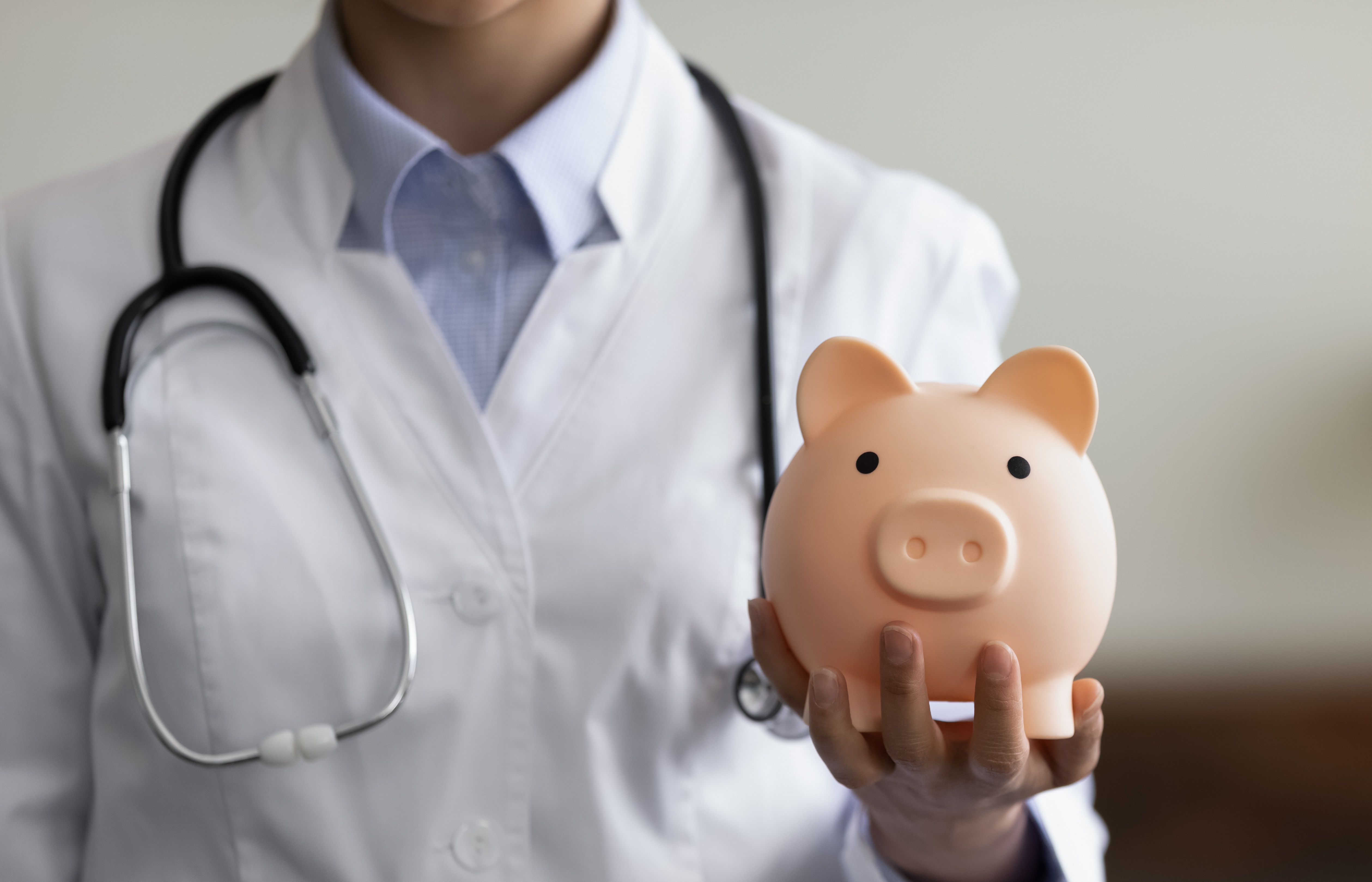 Gehalt - was verdient eine Ärztin / ein Arzt in Deutschland?